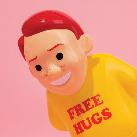 FREE HUGS Vinyl Figure